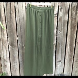 Long maxi skirt